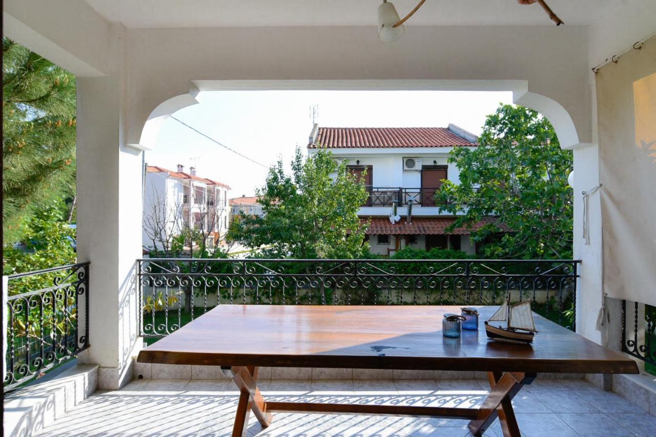 Seasidelongo Houses 1 Min From The Beach Of Nikiti Экстерьер фото